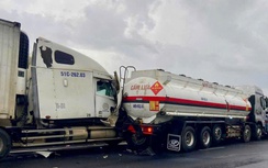 7 ô tô tông liên hoàn trên cao tốc Phan Thiết - Dầu Giây