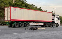 Bản tin TNGT 22/5: Xe máy va chạm ô tô tải trên đèo Con, một người tử vong