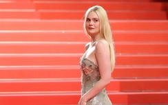 “Công chúa Hollywood” Elle Fanning khóc ở Liên hoan phim Cannes