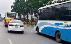 Hà Nội: CSGT tuần tra, xử lý hàng trăm xe khách vi phạm quanh bến Giáp Bát, Nước Ngầm