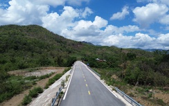 Hối hả trên công trường đường 1.000 tỷ đồng kết nối hai tỉnh Ninh Thuận - Lâm Đồng