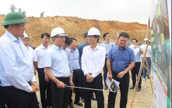 Thứ trưởng Nguyễn Việt Hùng: Bảo đảm tiến độ, chất lượng cao tốc Đồng Đăng - Trà Lĩnh