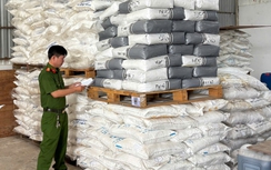 Cà Mau: Tạm giữ hơn 25 tấn hóa chất, mỹ phẩm không rõ nguồn gốc
