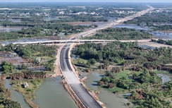 Nỗ lực tăng ca kíp kịp thông xe kỹ thuật cao tốc và Vành đai 3 qua Đồng Nai trước 19/12