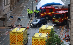 Cảnh sát Anh truy tố nghi phạm trong vụ đâm xe vào cổ động viên Liverpool