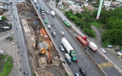 Nguyên nhân giàn cẩu thi công nút giao Mỹ Thủy đổ sập vào xe đang lưu thông trên đường