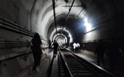 Hàn Quốc: Tàu điện ngầm bị phóng hỏa, 400 khách hoảng loạn, sơ tán khẩn