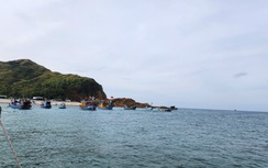 Bình Định: Hỗ trợ gia đình người đàn ông tử nạn khi cứu 3 cháu nhỏ đuối nước trên biển