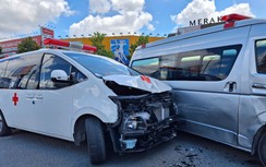 Hai xe cứu thương va chạm tại nút giao nội ô Cần Thơ, một xe đang chở bệnh nhân cấp cứu