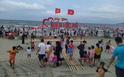 Giao thông thuận tiện nhờ cao tốc Bắc - Nam, Hà Tĩnh đón gần 750.000 du khách nghỉ lễ