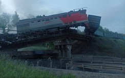 Thêm một vụ sập cầu đường sắt xảy ra tại Nga