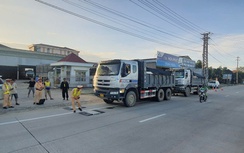 Quảng Ngãi: Thu hồi phù hiệu, tước giấy phép kinh doanh vận tải gần 100 phương tiện