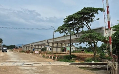 Chậm giải phóng mặt bằng, nguy cơ ảnh hưởng tiến độ dự án đường sắt Hà Nội - Vinh