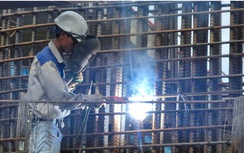 Tăng ca, đưa cầu Xương Giang trên cao tốc Hà Nội - Bắc Giang vượt lũ trong tháng 6