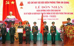 Bộ đội Biên phòng tỉnh An Giang nhận Huân chương Chiến công hạng Nhì