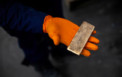 Ngân hàng trung ương ưu tiên dự trữ vàng hơn đồng USD