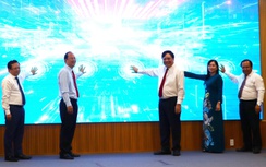 Ra mắt "Bình dân học vụ số": Cà Mau không để ai bị bỏ lại phía sau