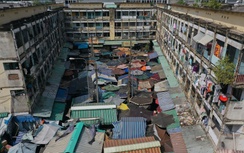 TP.HCM: Bất an sống trong chung cư Vĩnh Hội... chờ sập!