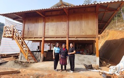 Xóa nhà tạm, nhà dột nát - Kỳ tích từ lòng dân Yên Bái