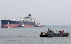 Mỹ kêu gọi Trung Quốc thuyết phục Iran không đóng eo biển Hormuz