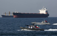 Vì sao Iran khó có khả năng phong tỏa eo biển Hormuz?