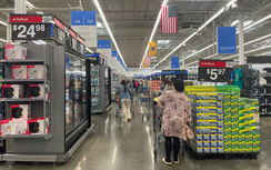 Niềm tin người tiêu dùng Mỹ suy giảm vì lo ngại thị trường việc làm