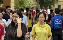 Thí sinh Hà Nội lạc quan và tiếc nuối sau môn thi Toán