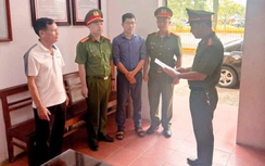 Bắt tạm giam kế toán trường học chiếm đoạt tiền bảo hiểm y tế của học sinh