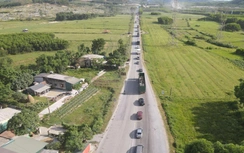 Gấp rút nâng cấp QL12C kết nối cao tốc Hàm Nghi - Vũng Áng, hoàn thành trong tháng 10
