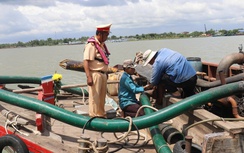 Vĩnh Long phát hiện 2 trường hợp nghi vận chuyển cát sông trái phép