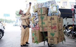 Hà Nội truy quét, xử lý xe tự chế chở hàng hóa cồng kềnh