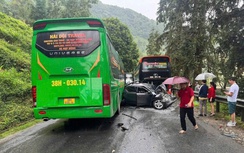 Tai nạn liên hoàn ở Sa Pa, một thai phụ bị thương