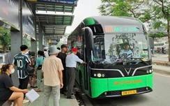 Hà Nội: Xe buýt, metro phục vụ cả trăm triệu hành khách trong 6 tháng đầu năm