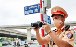 Hà Nội: CSGT ra quân ghi hình vi phạm, hàng trăm xe máy bị phạt nguội