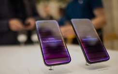 Cổ phiếu lao dốc, Apple trước áp lực phải tái khởi động chiến lược AI