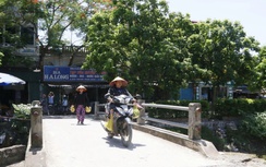 Cựu chiến binh 72 tuổi ở Ninh Bình bỏ tiền xây, sửa 7 cây cầu "mua" nụ cười người dân