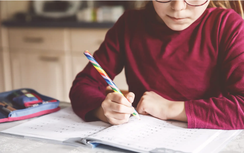 Kỹ sư trưởng OpenAI chia sẻ kỹ năng dạy con để chuẩn bị cho thế giới AI