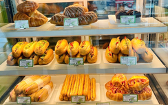 Sân bay Nội Bài lên tiếng vụ “ổ bánh mỳ giá 208 nghìn”