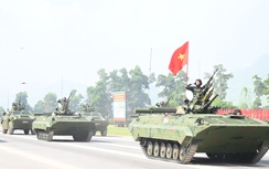 Dàn khí tài hiện đại lần đầu hợp luyện cùng khối diễu binh mừng đại lễ 2/9