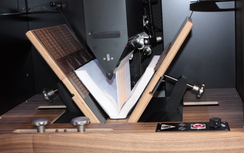 Chiêm ngưỡng robot sao chép sách với tốc độ 2.500 trang mỗi giờ