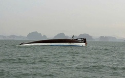 Tàu du lịch lật trên vịnh Hạ Long: Đã cứu 11 người, tìm thấy 34 thi thể, 8 người mất tích 