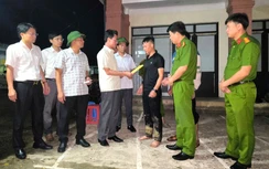 Lai Châu: Lãnh đạo tỉnh thăm, động viên gia đình nạn nhân vụ sạt lở QL4D