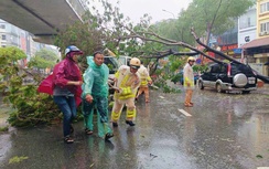Hà Nội ứng phó bão số 3: Tạm dừng bến khách, cấm đi lại vùng ngập sâu