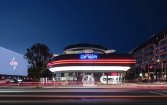 Người hâm mộ tỷ phú Elon Musk đổ xô khám phá nhà hàng Tesla mới