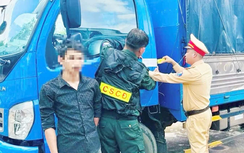 Phát hiện tài xế điều khiển xe tải trên quốc lộ dương tính với ma túy