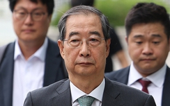 Khám xét nhà riêng cựu Thủ tướng Hàn Quốc Han Duck-soo