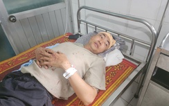 Nạn nhân vụ lật xe khách 10 người chết: "Khi tỉnh dậy, tôi thấy xe đã đè lên vợ"