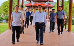 Phó Thủ tướng Bùi Thanh Sơn dâng hương tưởng niệm Đại tướng Lê Đức Anh