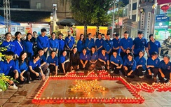 Khắp Thủ đô lung linh "mỗi ngọn nến - một tấm lòng" tri ân các anh hùng liệt sĩ