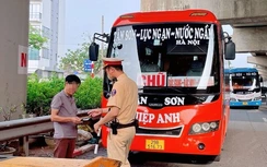 CSGT Hà Nội xử phạt hơn 140 xe khách, 46 xe tải vi phạm sau hai ngày tổng kiểm tra